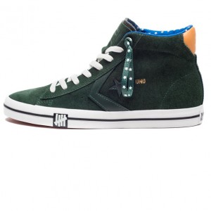converse-undefeated-leather-mid-green
