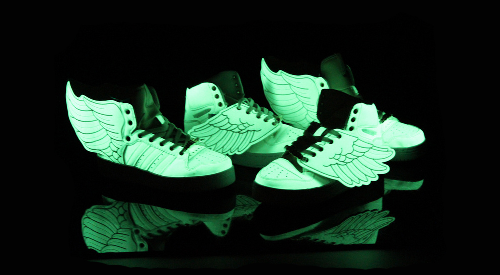 adidas-originals-js-wings-glow-in-the-dark