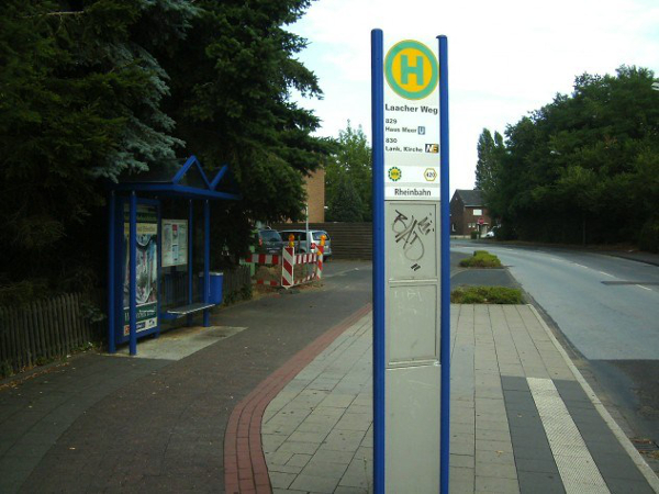 fake-bus-stop