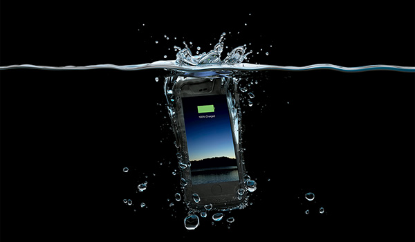 mophie-h2pro-waterproof-juice-pack-iphone-6