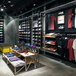 seek-ion-orchard-flagship-store-2