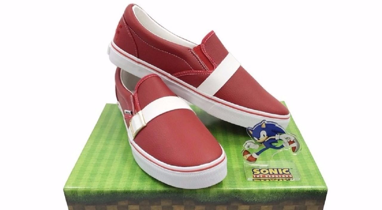 sonic-the-hedgehog-red-sneakers-26th-birthday