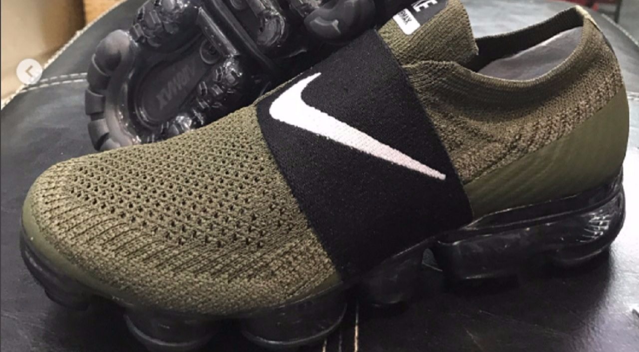 Is this the Laceless Nike Air VaporMax?