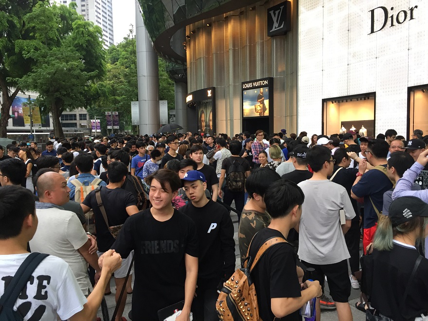 Disappointing stories that we heard at the Singapore Supreme x Louis Vuitton Queue Raffle