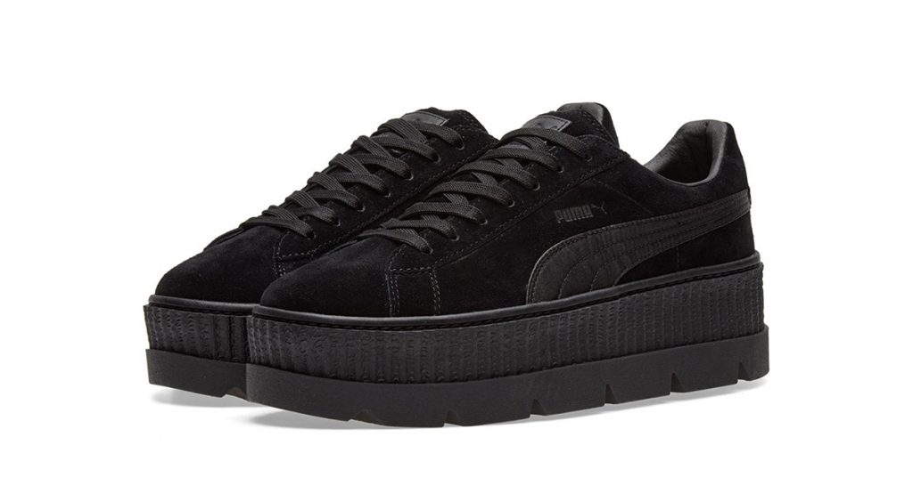 black-sneakers-to-shop-for-black-friday