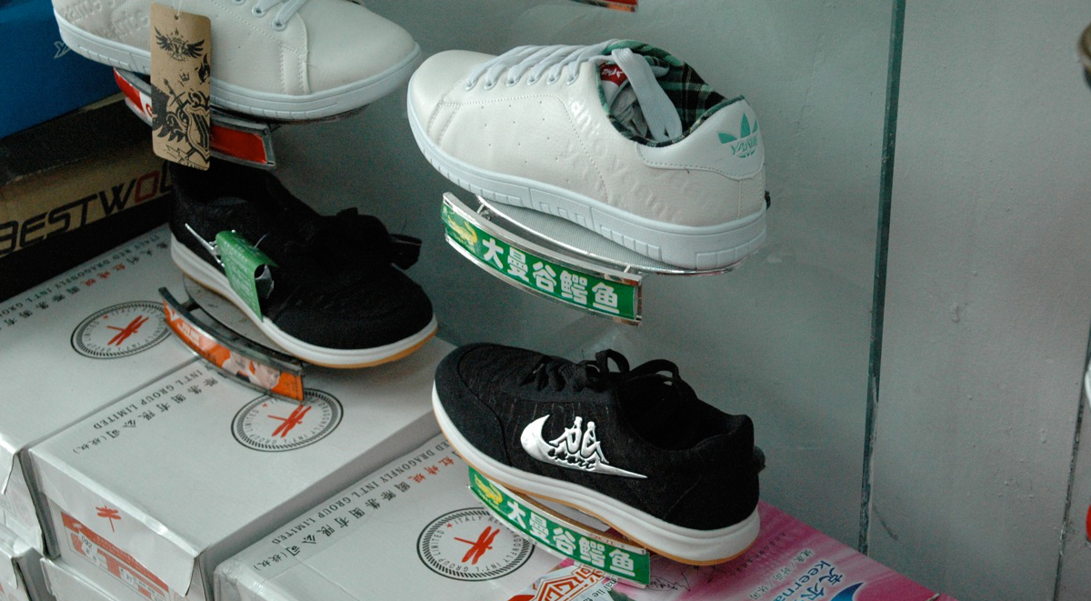 Philippines-counterfeit-sneaker-raid