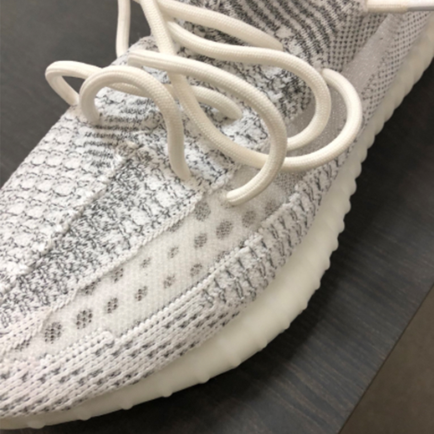 pictures-of-unreleased-yeezy-sneakers-are-up