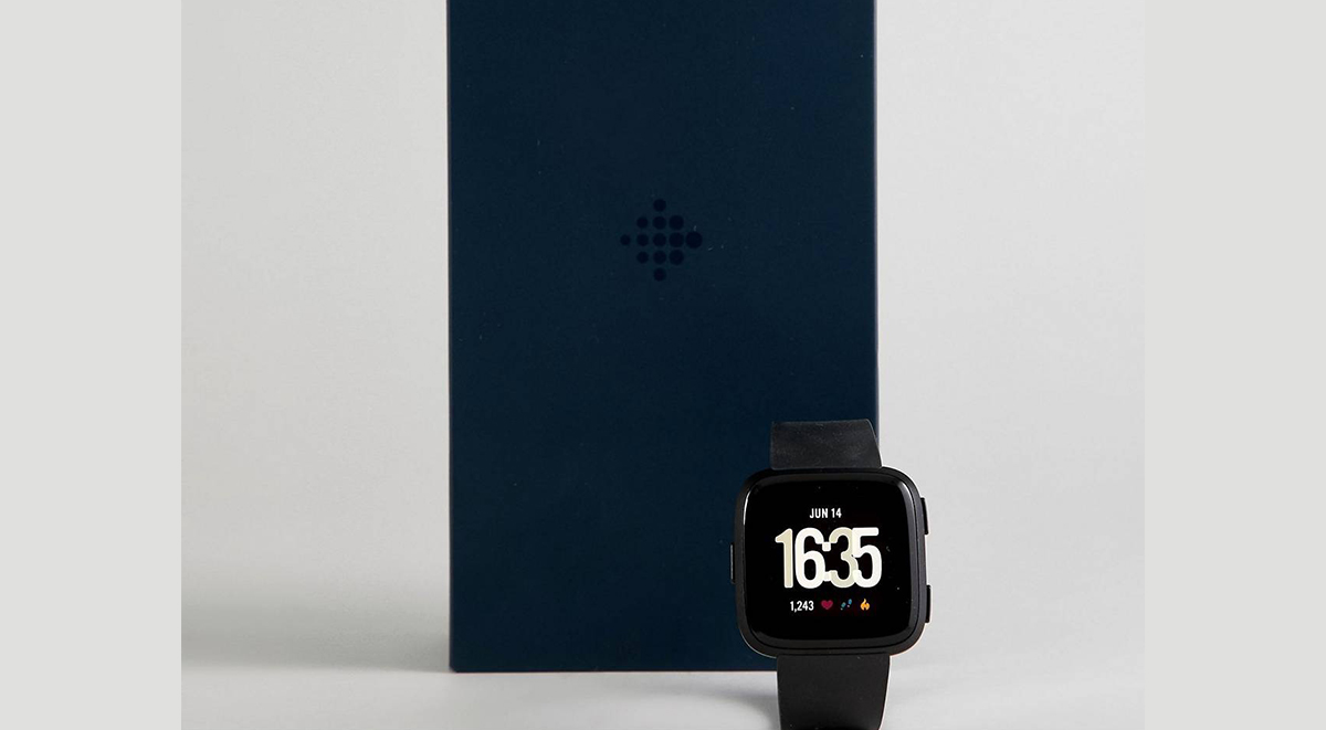 Valentine's day gifts for men Fitbit Versa Smart Watch