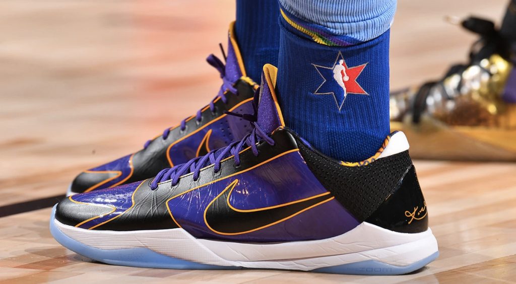 Nike Zoom Kobe 5 Protro "Lakers" on court