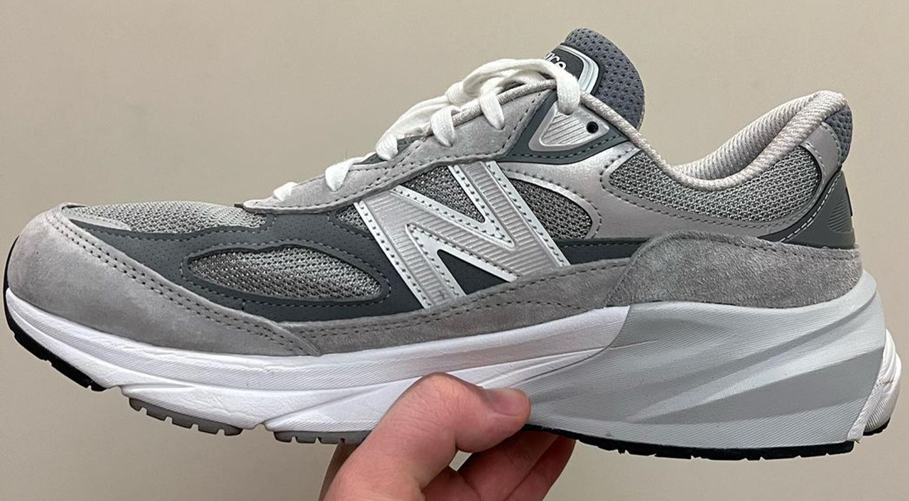 An Early Look On New Balance 990v6