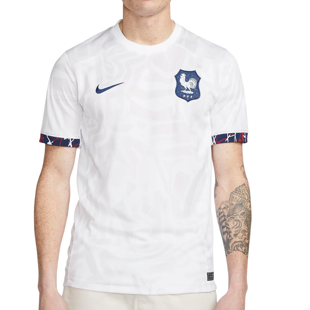 One of the jerseys that matches the trending blokecore aesthetic, the FFF 2023 Stadium Away.